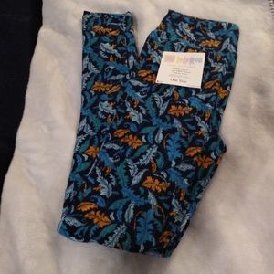 LuLaRoe Leggings OS❌ SOLD ❌
